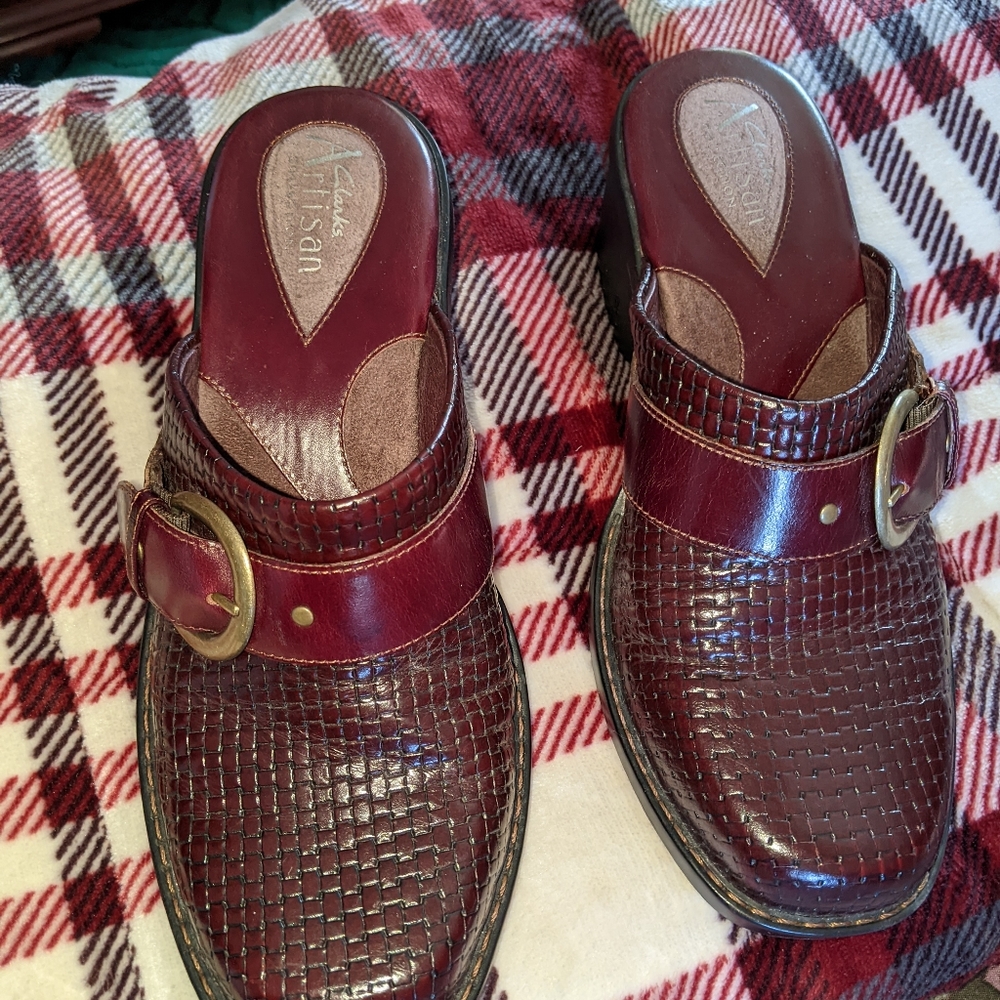 Clark's Artisan clogs